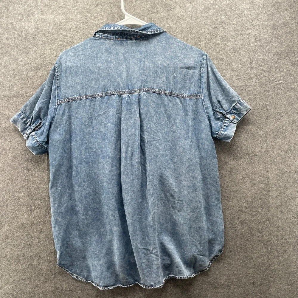 Jane+Delancey Button Down Shirt Womens M Blue Vintage Wash Lyocell Short Sleeve - Picture 2 of 9
